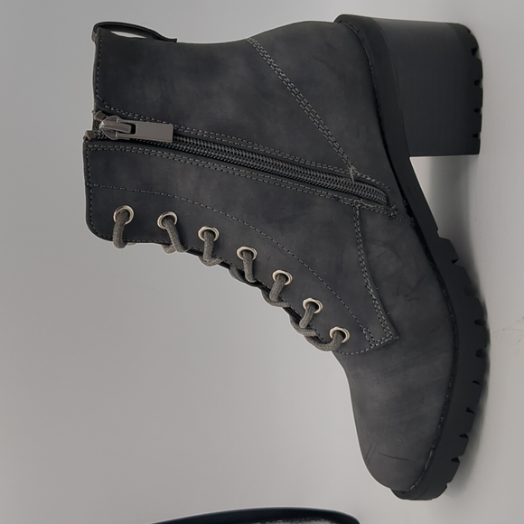 Gray Women Combat Ankle Boots Chunky Mid Heels - Picture 3 of 5